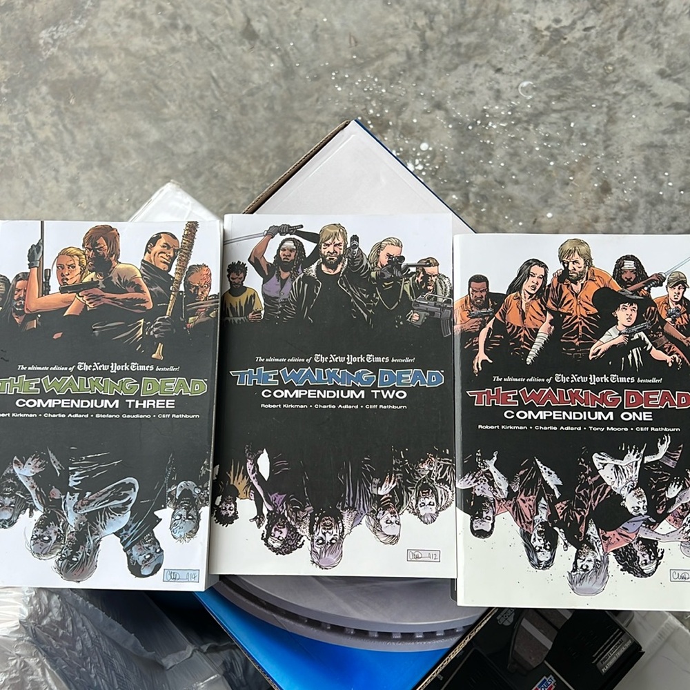 The Walking Dead Compendium 1-3 books